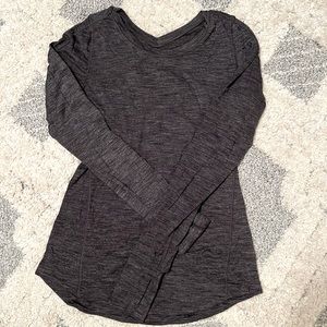 Lululemon Long sleeve top size 6